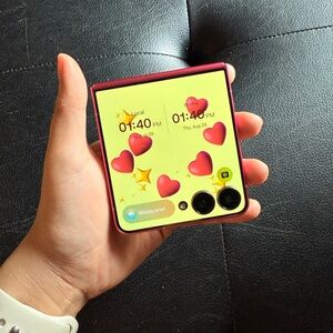 Samsung Galaxy Zflip 7 Coral Red 512GB